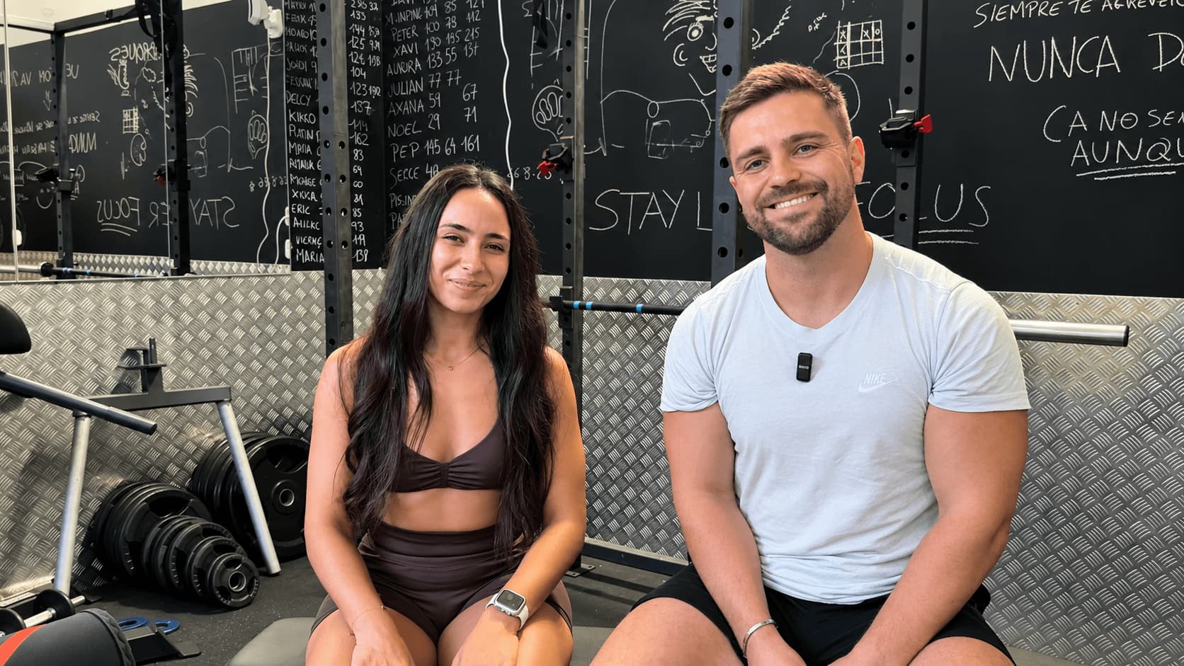 Bernat Sánchez, entrenador personal en Fornalutx, en su gimnasio